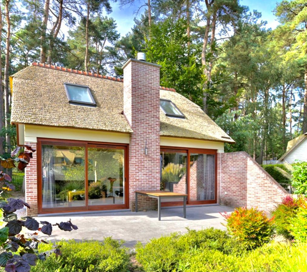 Bungalow Rich Lanaken Exterior photo